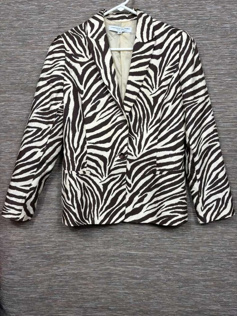 Carolina Herrera Blazer Womens 10 Brown Zebra Animal Print Lined Made Italy
